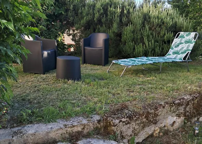 Saras Castle Casa de Férias *