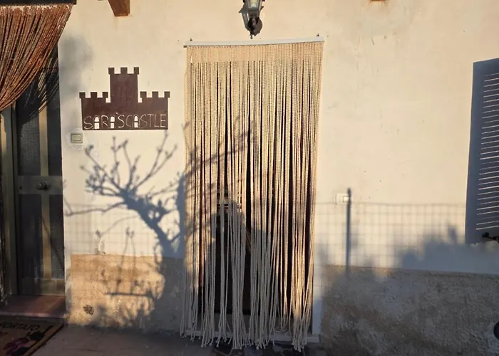 Saras Castle Casa de Férias *